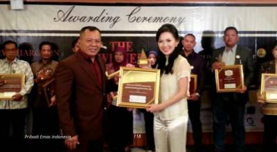 Kristina Cynthia Pramita – Ms. Kristina Cynthia Pramita, B.Bus. M.Si Director of Studies Saint Monica Jakarta School dan Growing Mind Preschool